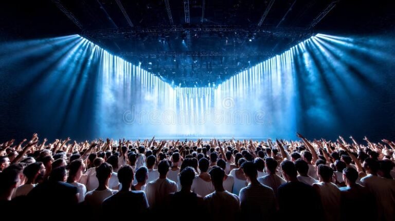 Dónde comprar entradas para Dua Lipa en Punto Ticket 2 concierto en vivo con publico emocionado