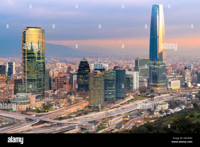 edificios modernos en santiago de chile
