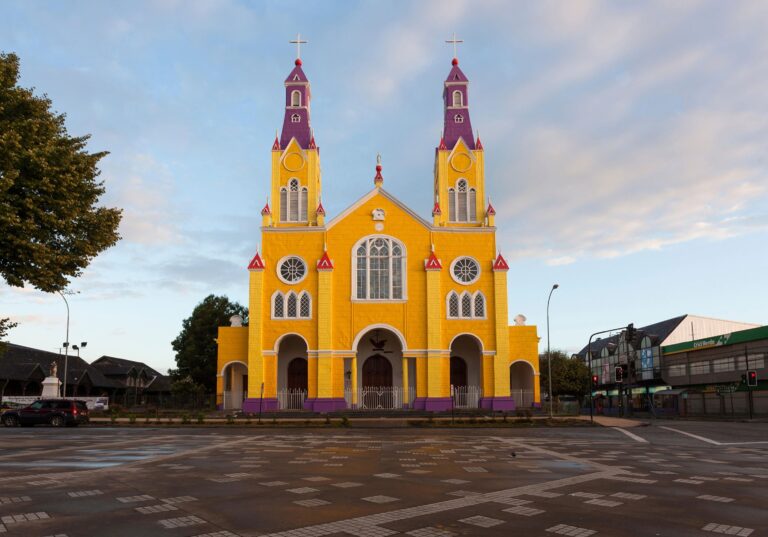 iglesia colonial santa isabel la cruz chile