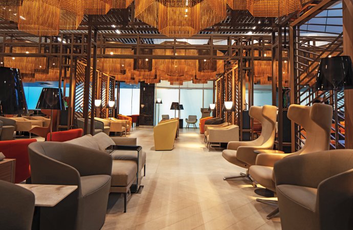 sala vip elegante aeropuerto santiago chile