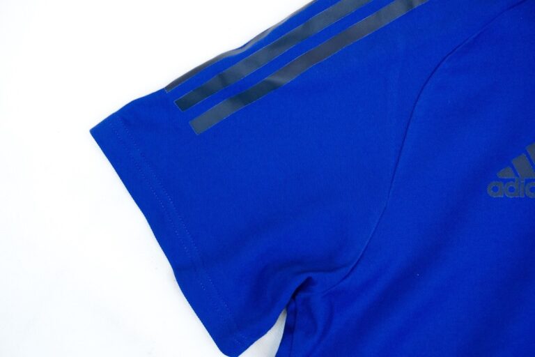 tienda adidas y camiseta universidad de chile