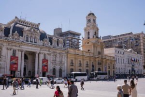 tienda under armour parque arauco fachada